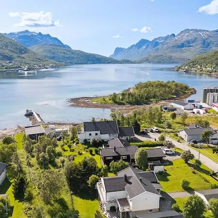 Apartment Big With Free Parking Tromso